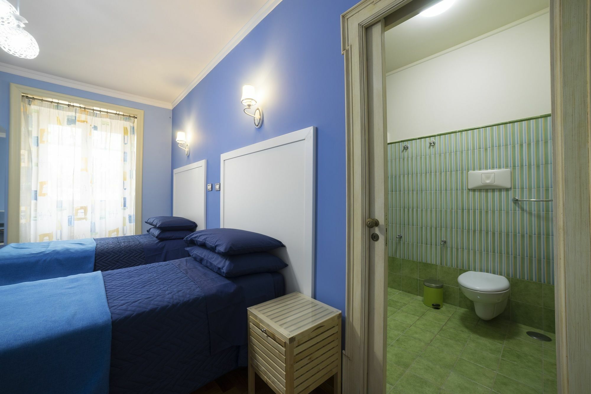 B&B 'O Sole Mio! Napoli Bagian luar foto