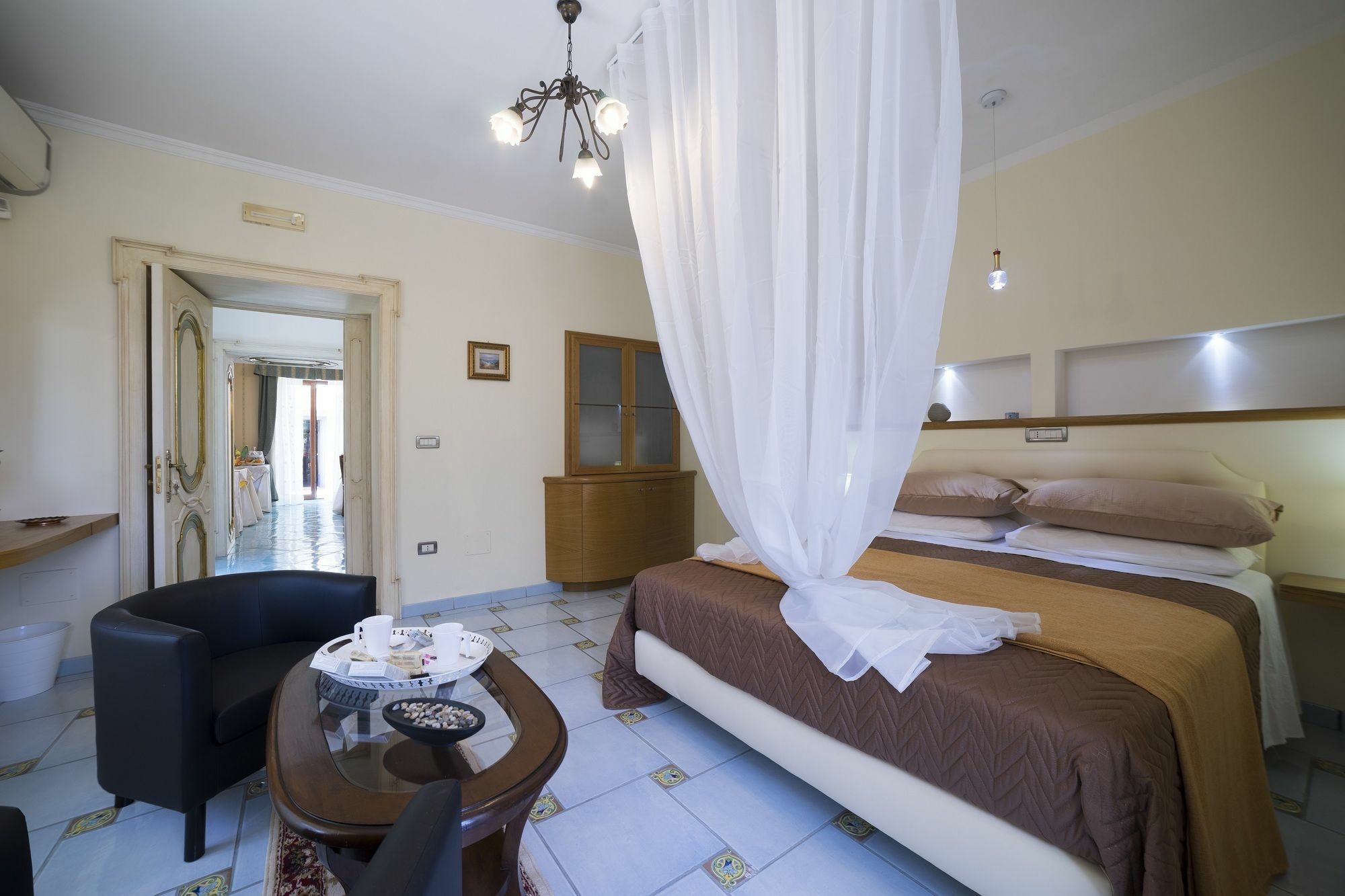 B&B 'O Sole Mio! Napoli Bagian luar foto